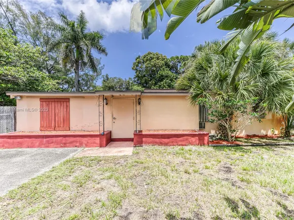 1899 NE 49th Ct, Pompano Beach, FL 33064