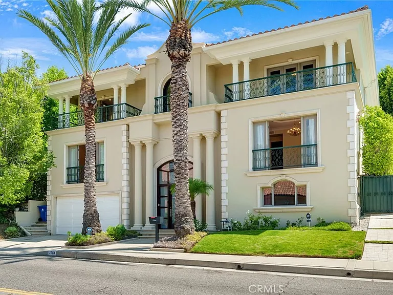 2784 Deep Canyon Dr — Photo 4