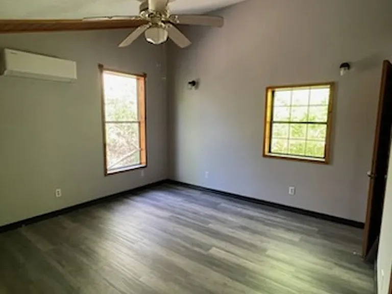 2560 C P Howard Dr — Photo 13