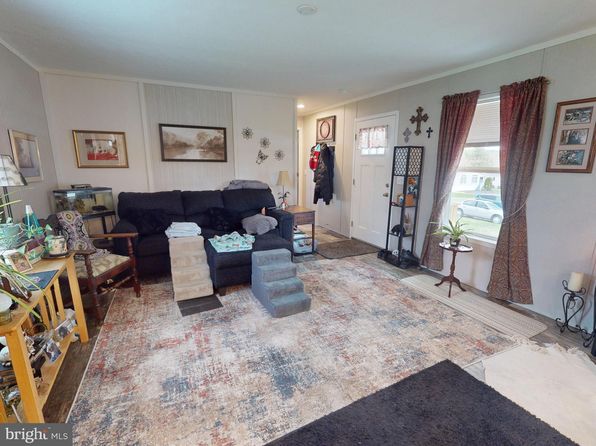 642 Maple Dr, Bellefonte, PA 16823