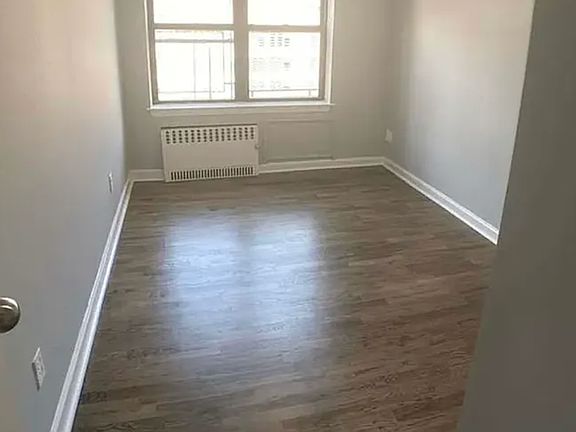 5th image of 222 E 75th St APT 6F