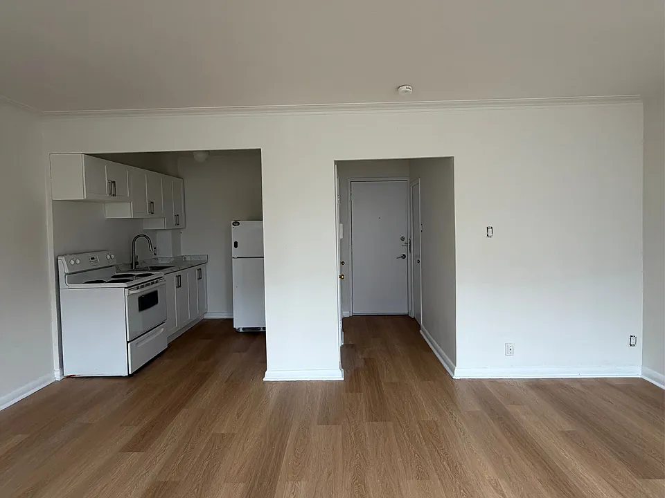 44 Balliol St #3