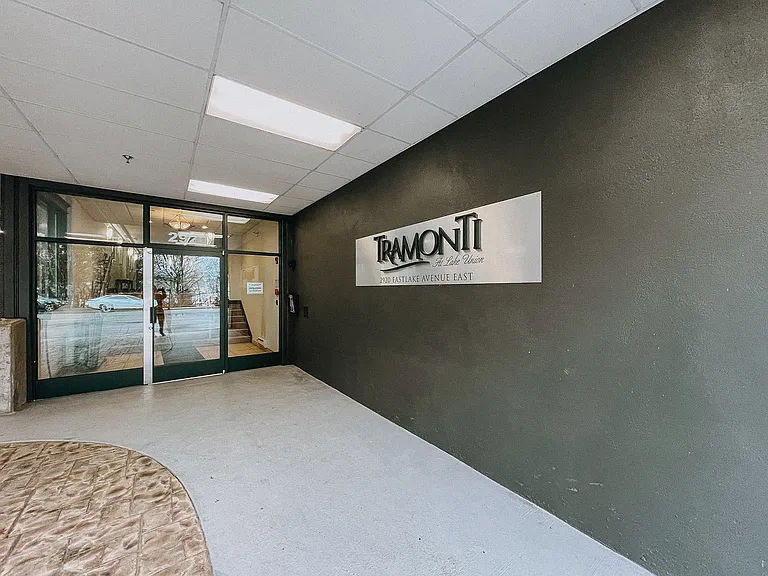 2920 Eastlake Ave E #202 — Photo 15