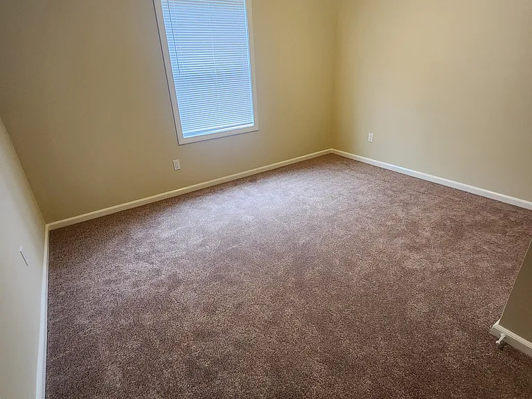 27 Van Buren Ave #B1 — Photo 9