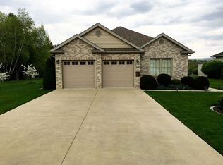 440 1st St #L-17, Olyphant, PA 18447