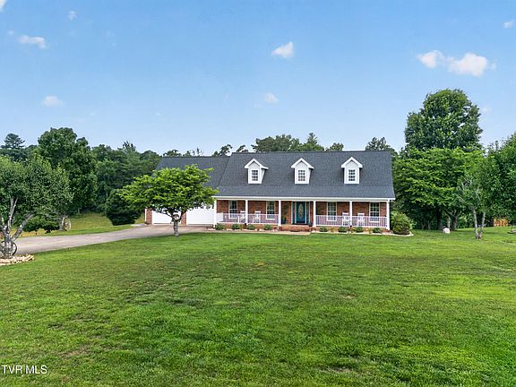 2nd image of 835 John Bird Rd