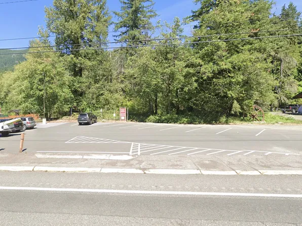 73341 E Highway 26, Rhododendron, OR 97049