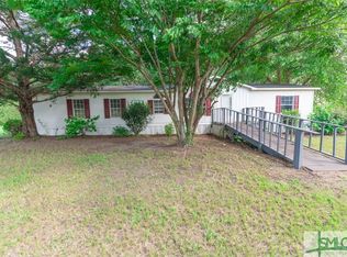 6482 Aruba Rd, Claxton, GA 30417