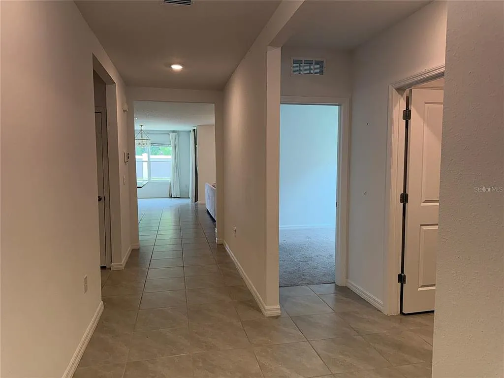 Building Photo - 10888 Quail Grove Way