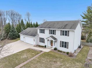 2973 Evergreen Ave, Green Bay, WI 54313