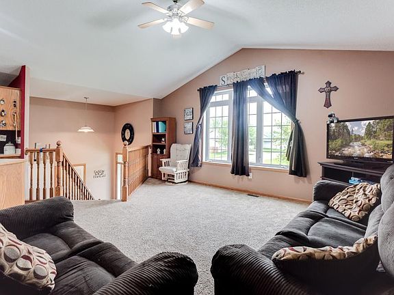3rd image of 1050 243rd Cir NE