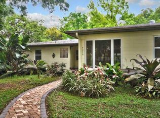 4216 Lakewood Dr, Seffner, FL 33584