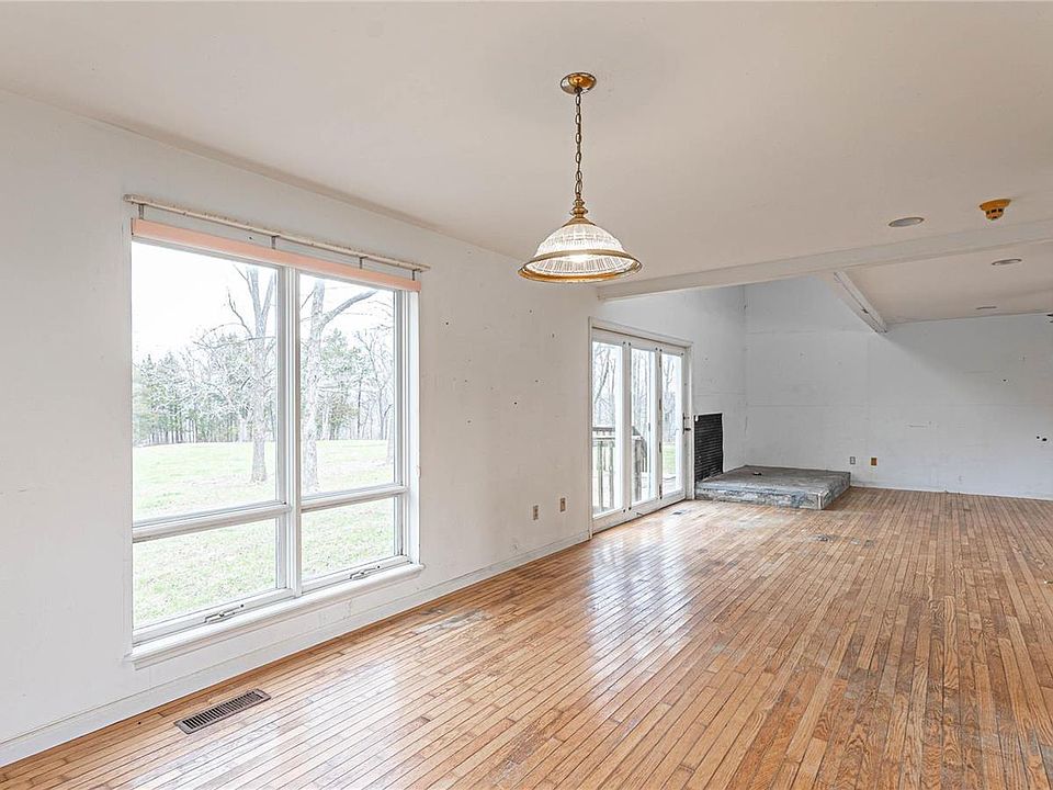 147 Bear Creek Trl, Truxton, MO 63381 Zillow