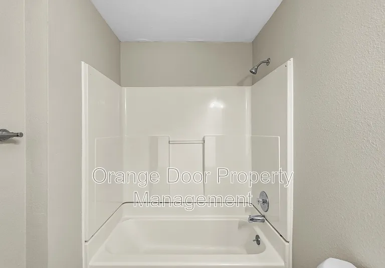 12315 112th Avenue Ct E #3 — Photo 16