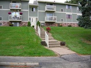 2465 Brook Ledge Rd APT 32A, Bridgeville, PA 15017