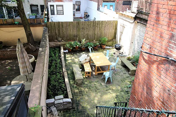 Rented by City Connections Realty | media 40