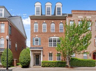 131 Fortnightly Blvd, Herndon, VA 20170