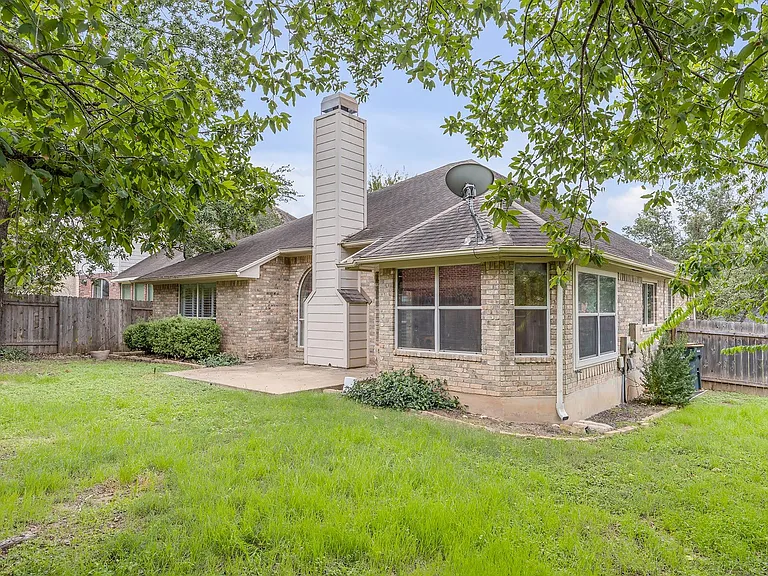 2726 Grimes Ranch Rd — Photo 33