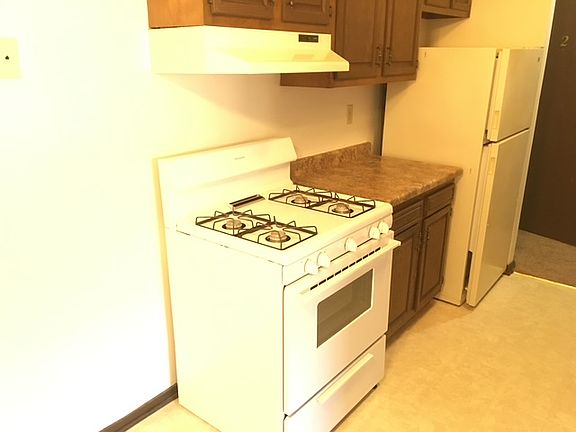 5th image of 11711 W Brown Deer Rd