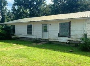 34 Brewer Rd, Forest, MS 39074