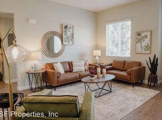 3143 E Matoian Way #4C1DF8EA7, Fresno, CA 93710