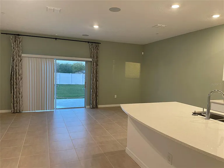 4590 Calvary Way — Photo 2