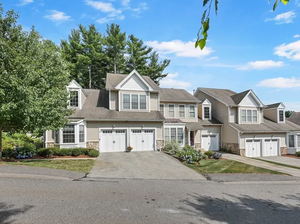 68 Pondside Dr Unit 68, Bolton, MA 01740