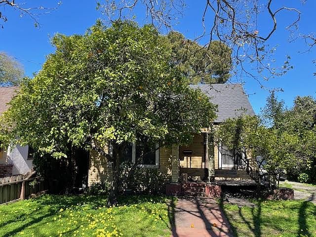 1st image of 1028 Greenwood Ave