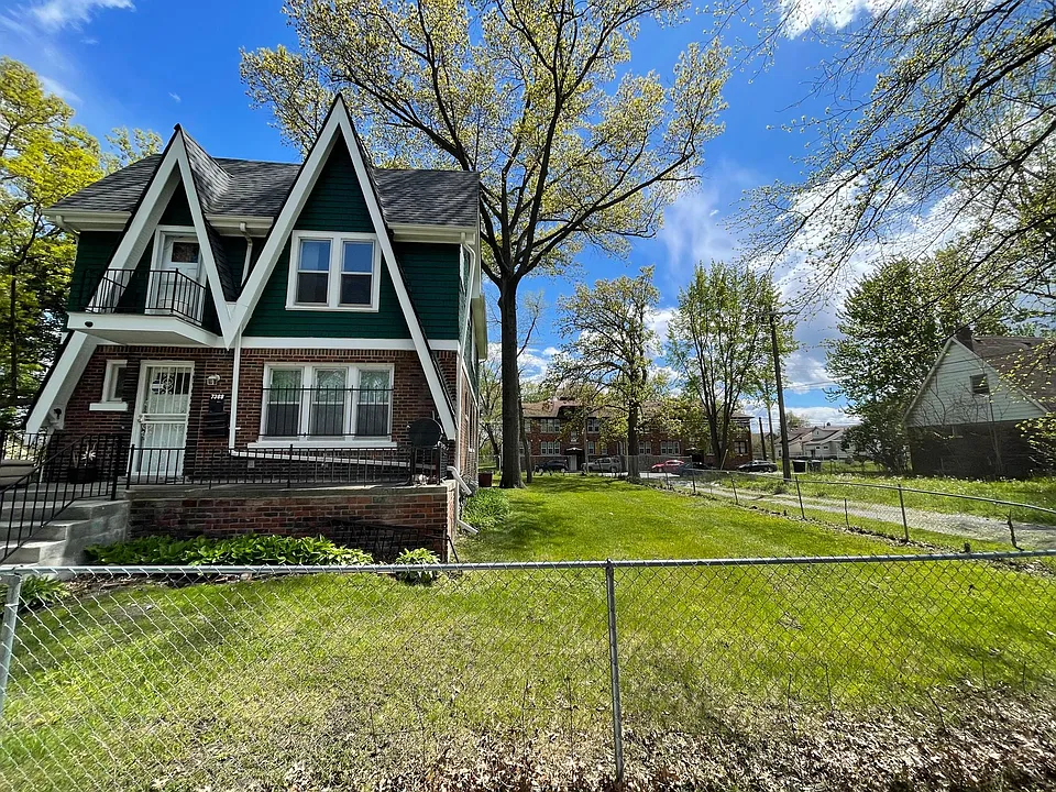 Front of house and side yard