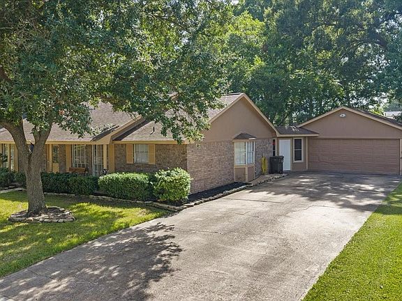 2nd image of 12615 Old River Dr