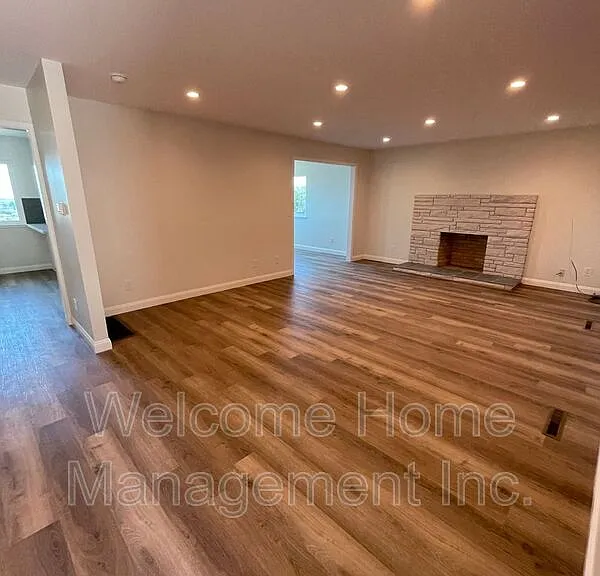 16233 San Remo Dr — Photo 6
