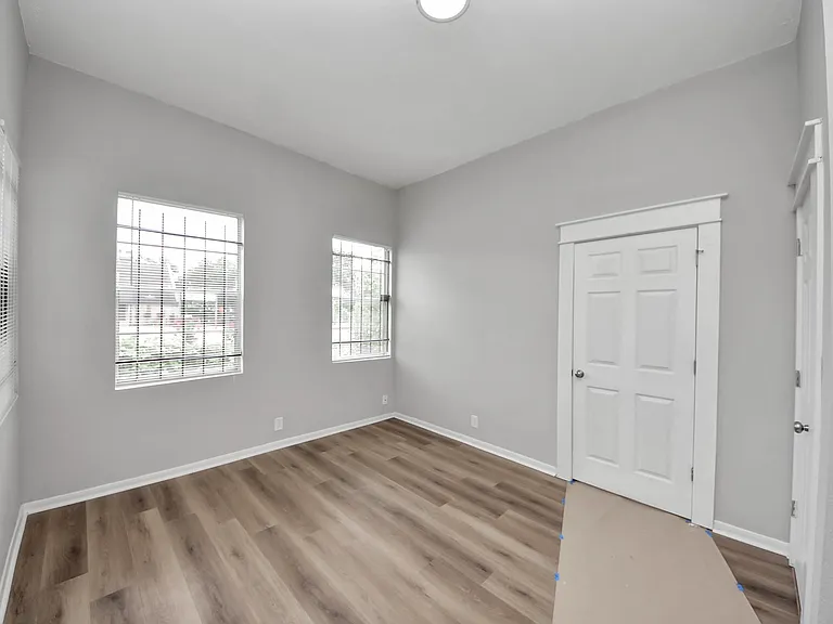 2102 Gray St #1 — Photo 21