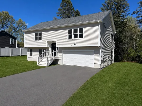 272 S Main St, Hopedale, MA 01747