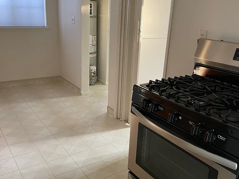 2347 Josie Ave — Photo 7