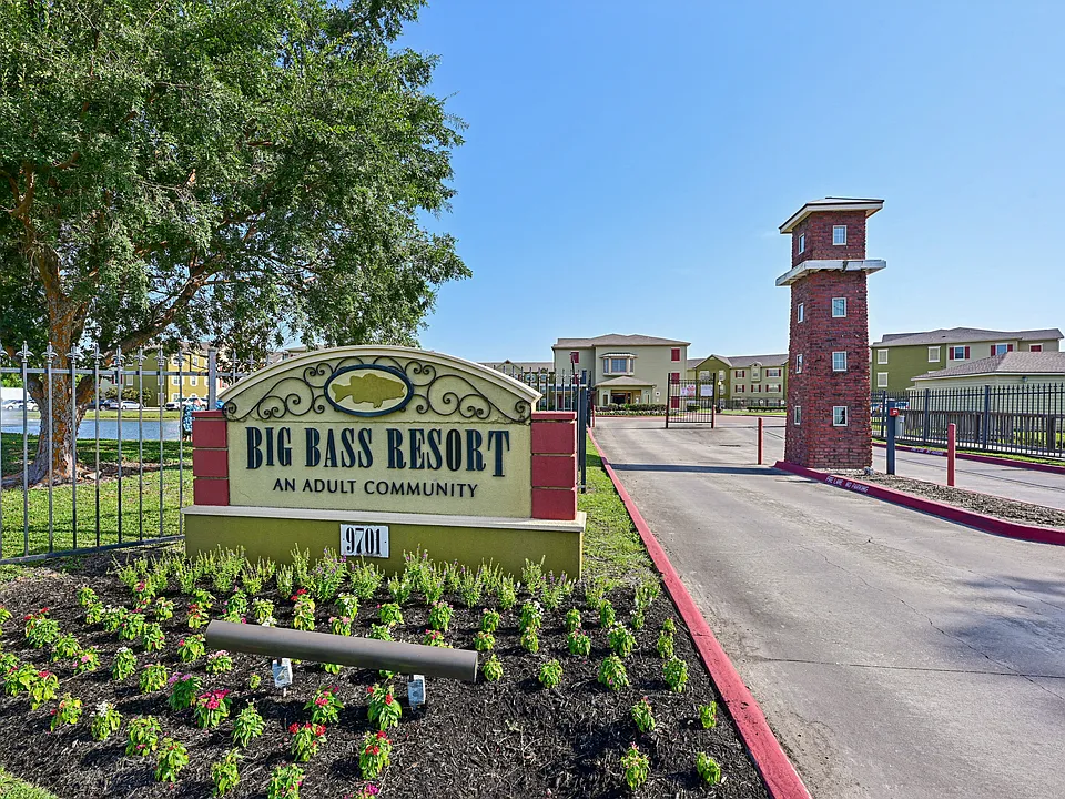 Big Bass Apartments