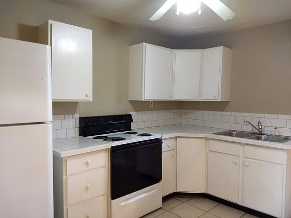 2nd image of 3215 55th Ave N