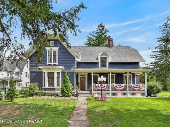 8 Susquehanna Ave, Tunkhannock, PA 18657