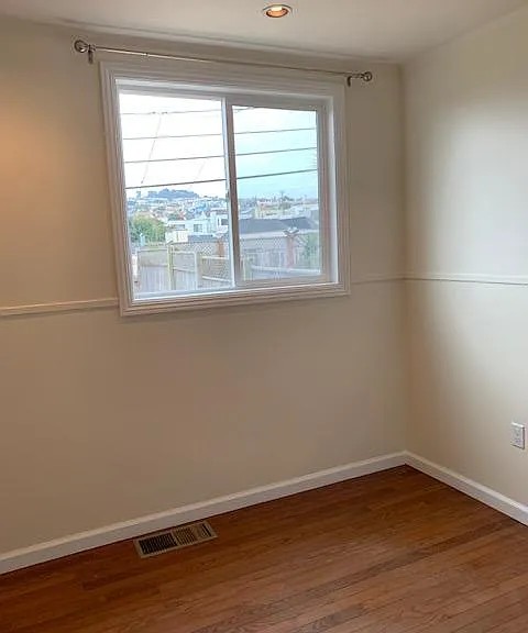 77 Fairlawn Ave — Photo 10
