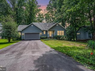 505 Birdie Rd, Locust Grove, VA 22508