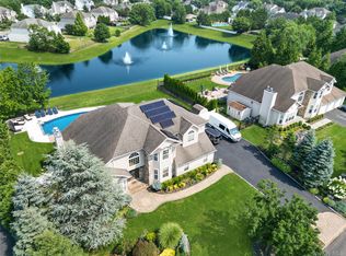 16 Island Trl, Mount Sinai, NY