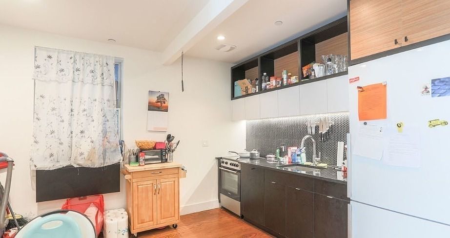 1st image of 192 Hawthorne St #5R