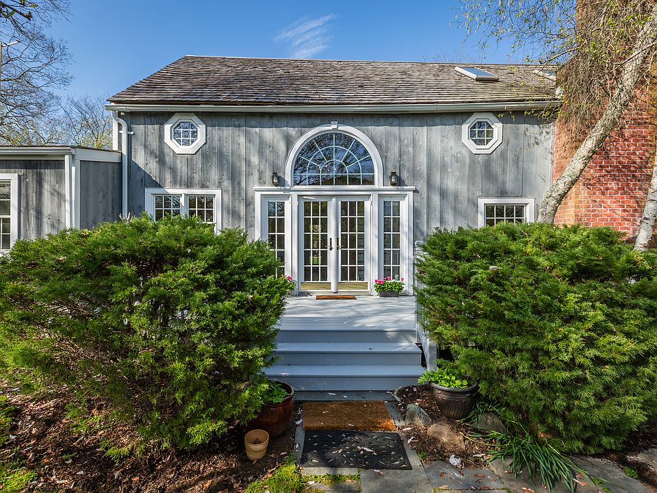 15 Cedar Ln, Remsenburg, NY 11960 Zillow