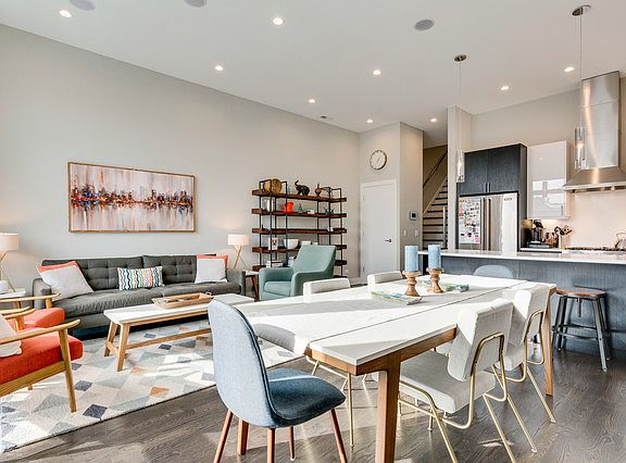 3rd image of 1516 W Huron St #3