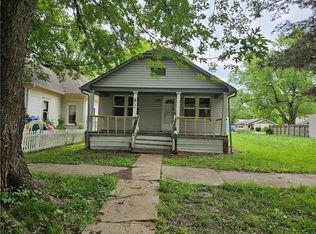 750 S Locust St, Ottawa, KS 66067