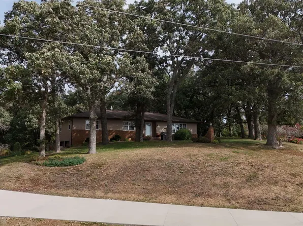 23796 465th St, Lake Mills, IA 50450