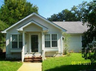 13 Bonaventure Rd, Savannah, GA 31404