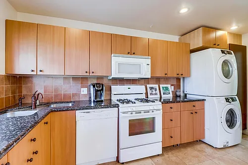 1859 1/2 Grand Ave #1 Photo 1