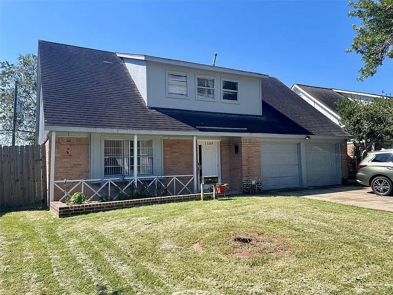 11615 Carvel Ln — Photo 2