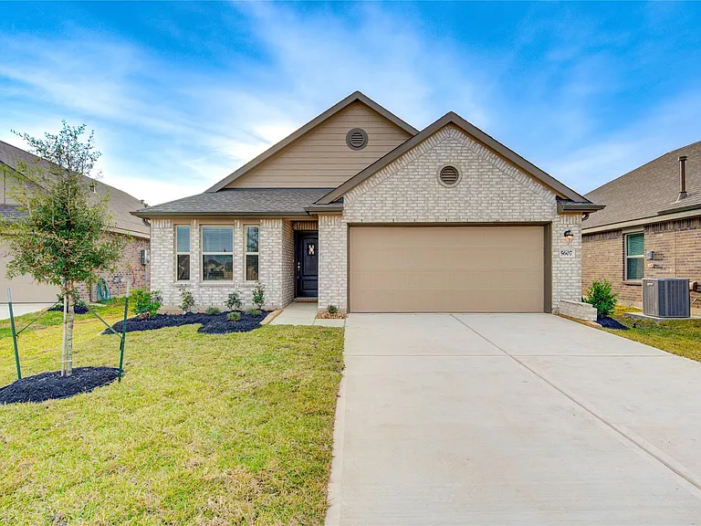 5607 Rock Head Ranch Trl — Photo 1