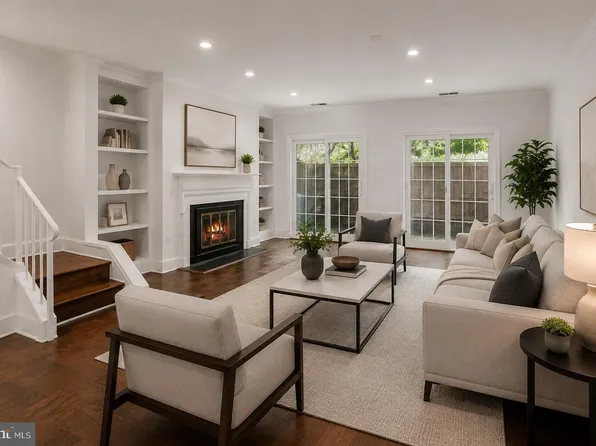3295 Sutton Pl NW APT D, Washington, DC 20016
